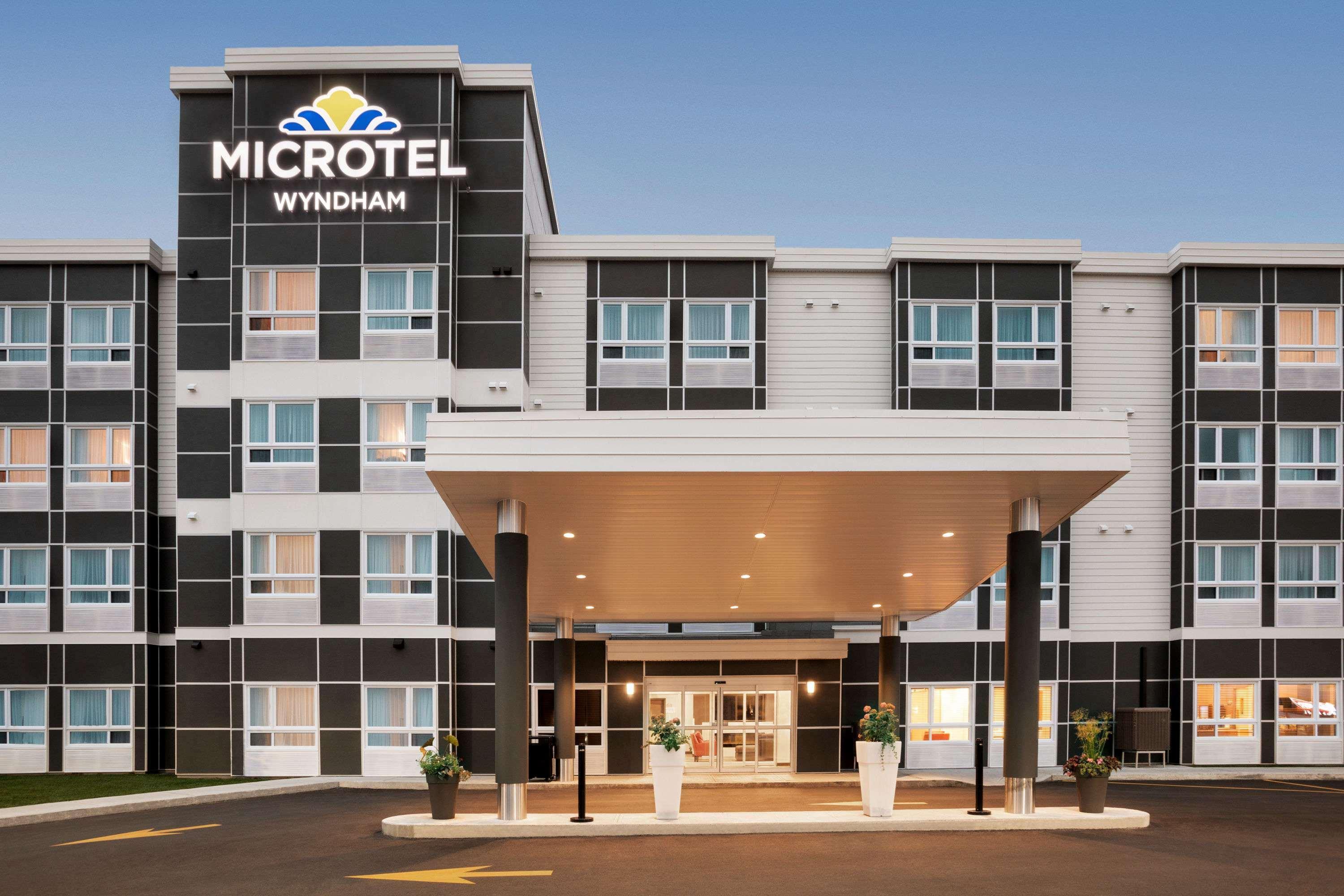 Microtel Inn & Suites By Wyndham Val-D Or Val-d'Or Extérieur photo